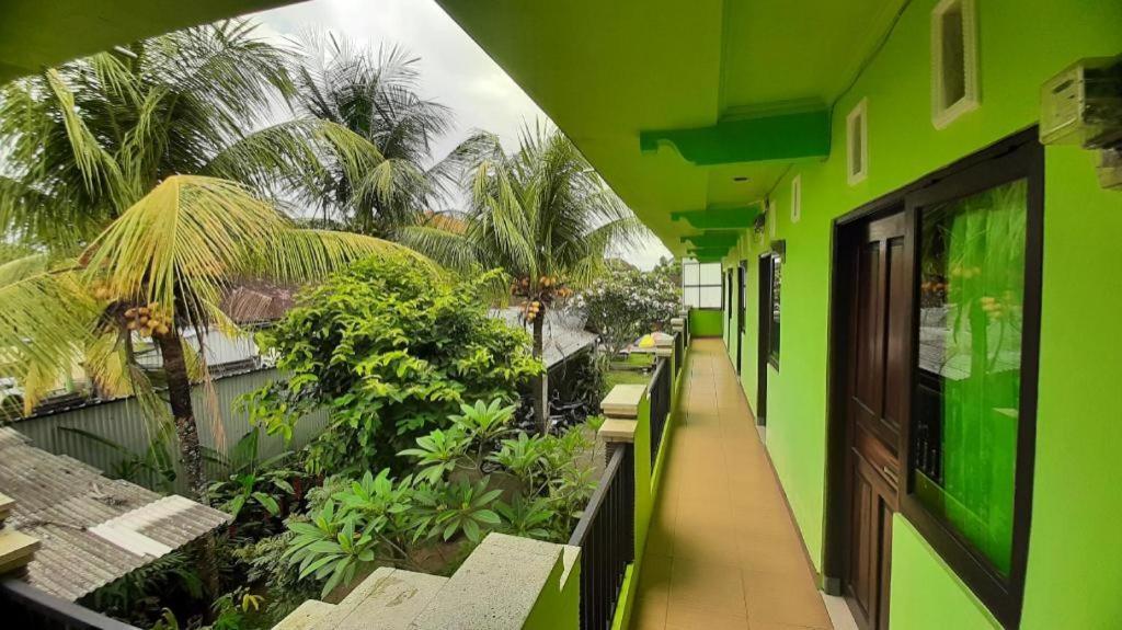 Отель Oyo 90714 Umah Pande Tabanan Near Tanah Lot Экстерьер фото